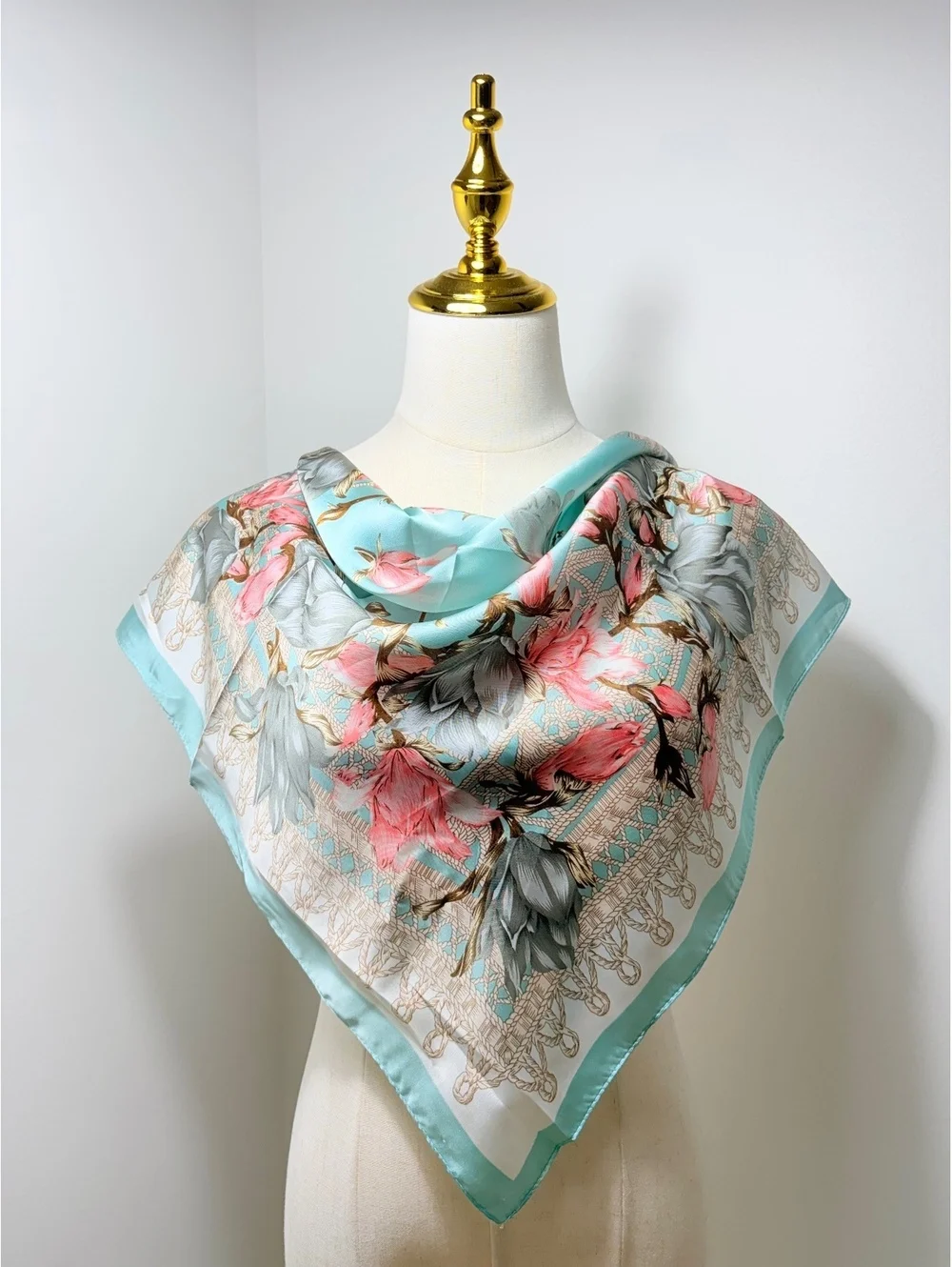 Elegant Floral Print Scarf in Soft Blue and Pink